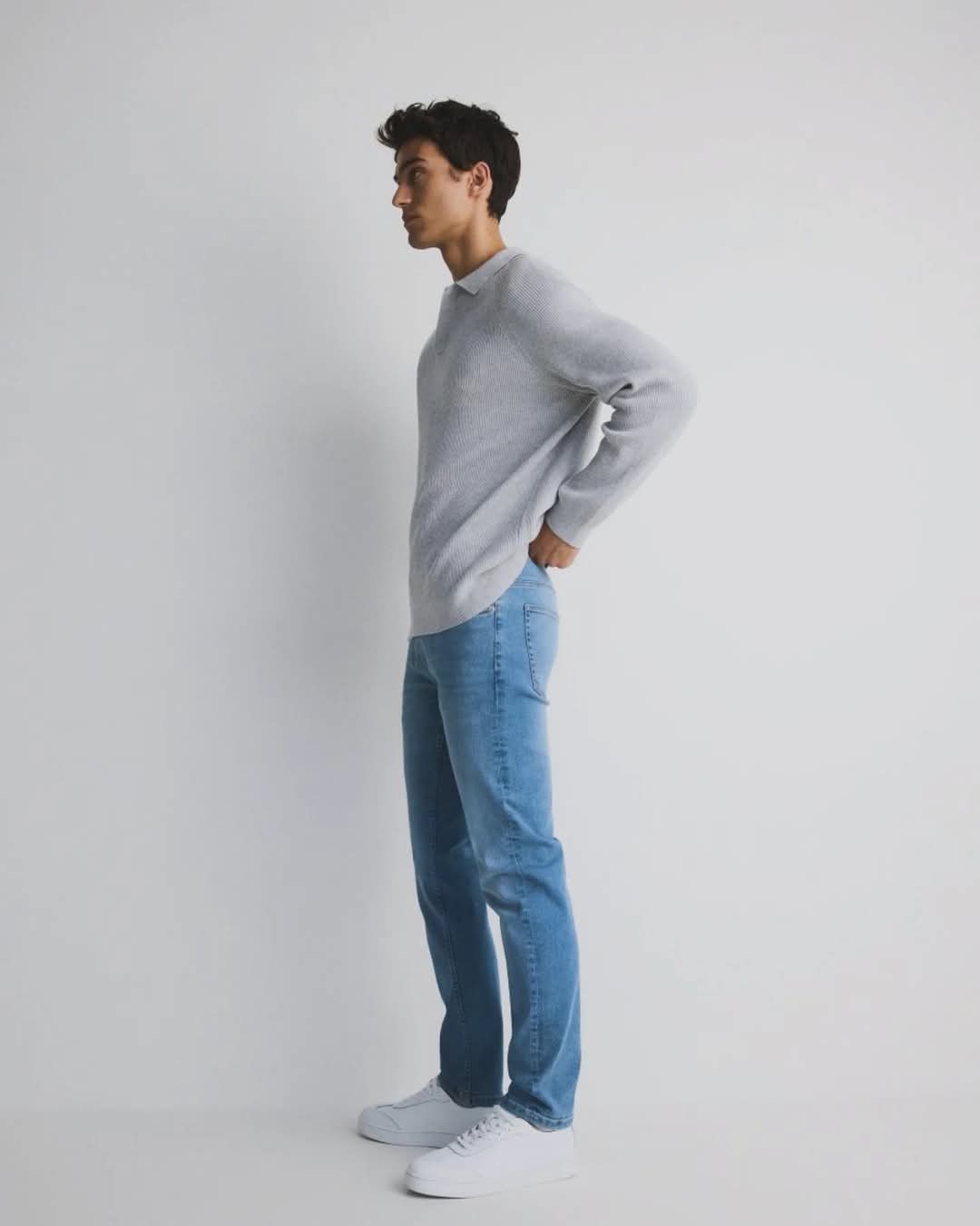 LIGHT BLUE NARROW FIT JEANS - MENS