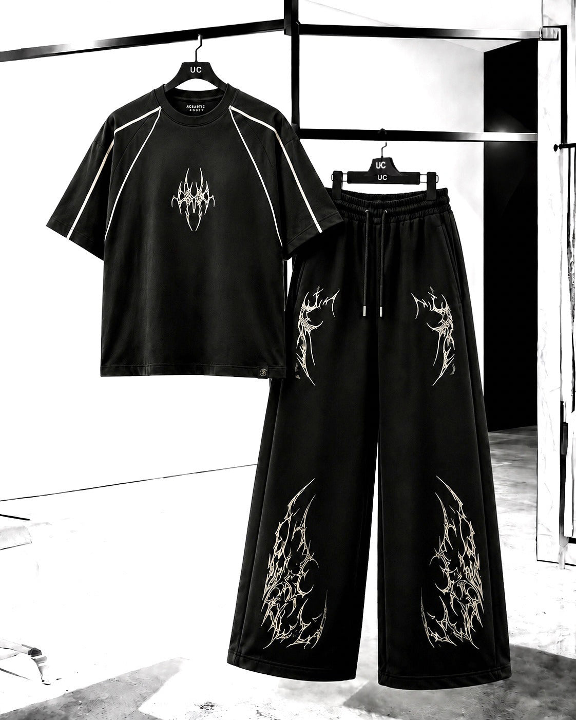 APEX VENOM-WEB GRAPHIC CO-ORD SET