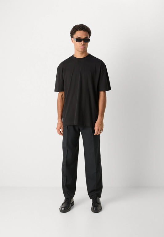 Unisex Oversized T-Shirt and Pantalon Suit