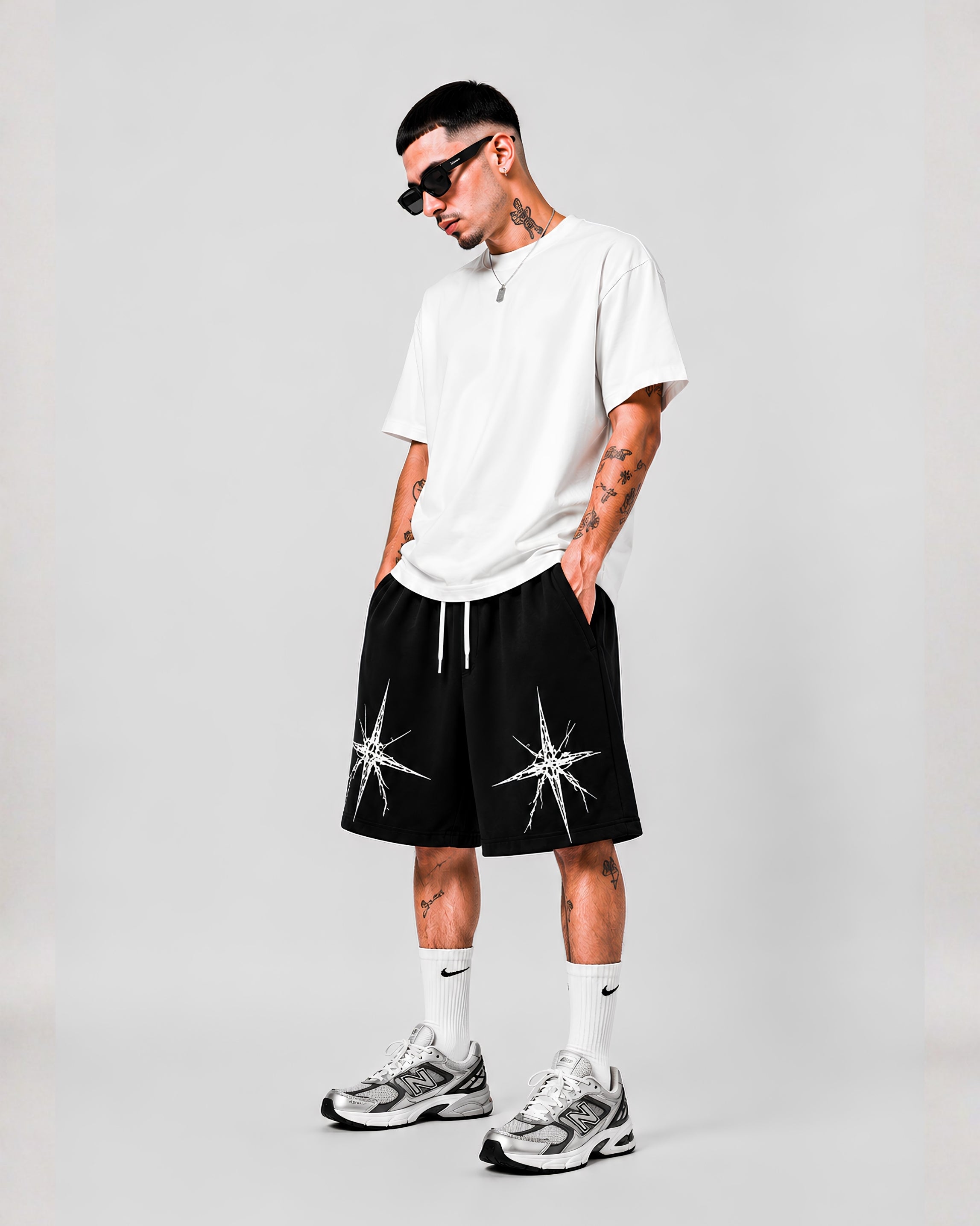 HEAT WAVE  SHORTS - WASTELAND STAR -BLACK